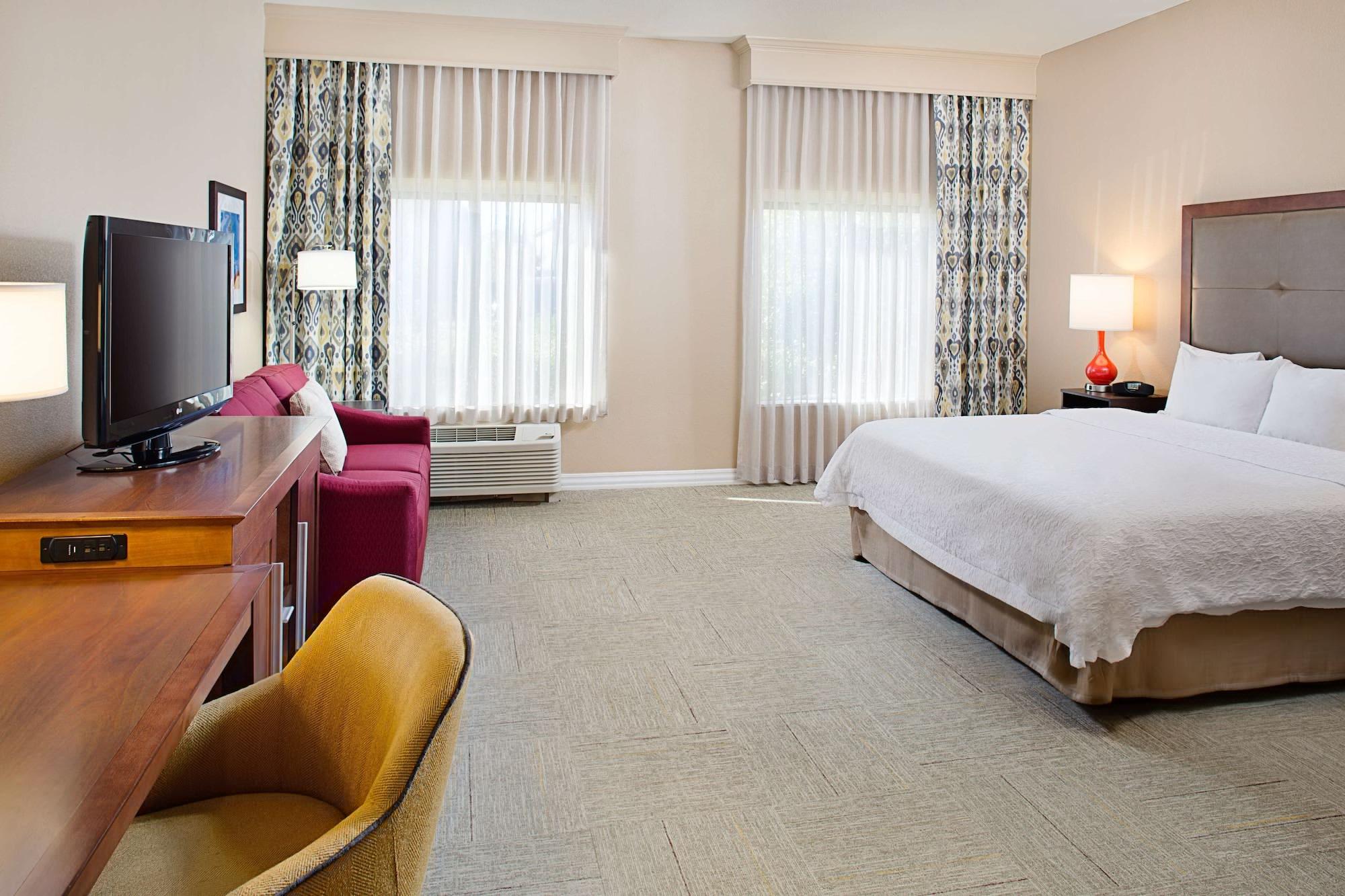 Hampton Inn&Suites Denton Eksteriør billede