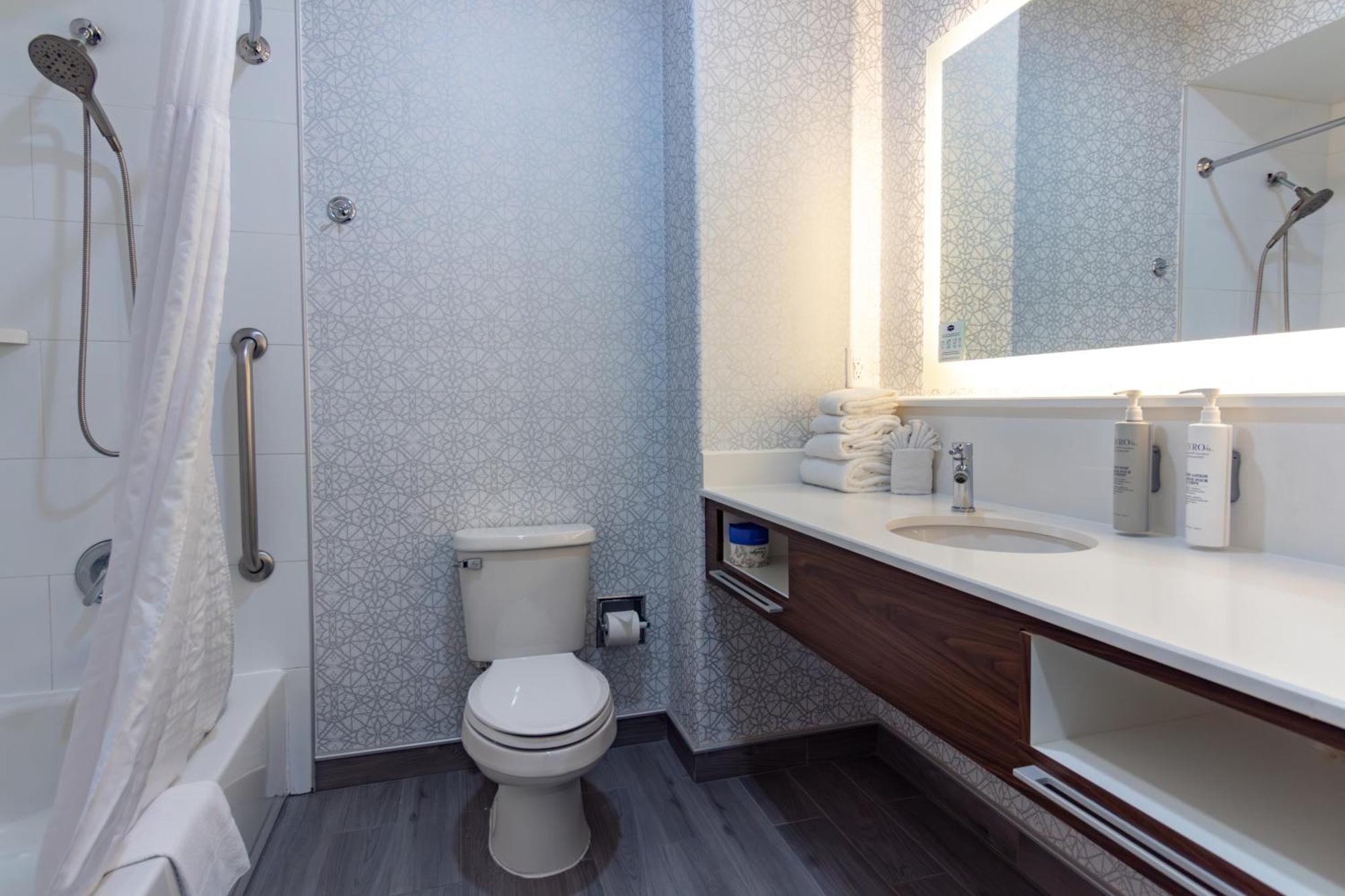 Hampton Inn&Suites Denton Eksteriør billede